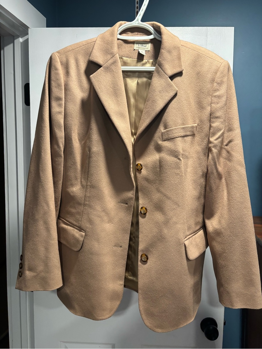 L.L. Bean Women’s Single Breasted Tan Peacoat/Blazer